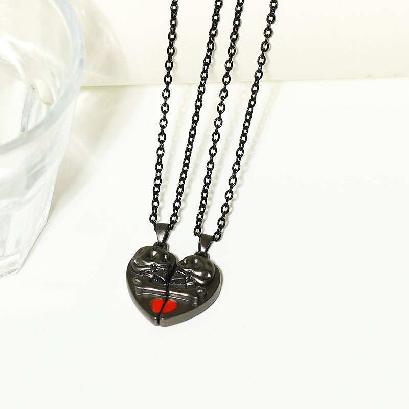 Punk Retro Skull Pendant Halloween Necklace Heart - shaped Magnetic Stitching Love Skull Couple Necklace - AMIR BAGS INDIA PRIVATE LIMITED