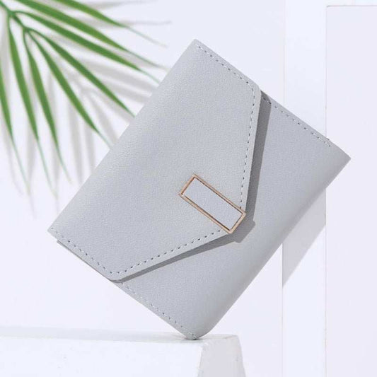 Women's Short Wallet With Multiple Change Slots - AMIR BAGS INDIA PRIVATE LIMITED