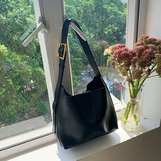 Women's Shoulder Bag Solid Fashion Handbag Crossbody Bag Women's Minimalist PU Leather Bag - AMIR BAGS INDIA PRIVATE LIMITED