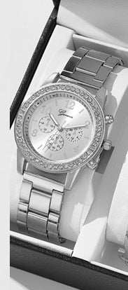Women's Three - eye Quartz Diamond - embedded Watch - AMIR BAGS INDIA PRIVATE LIMITED