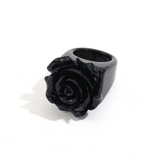 Y2g Subculture Black And White Rose Resin Fashion Ring - AMIR BAGS INDIA PRIVATE LIMITED